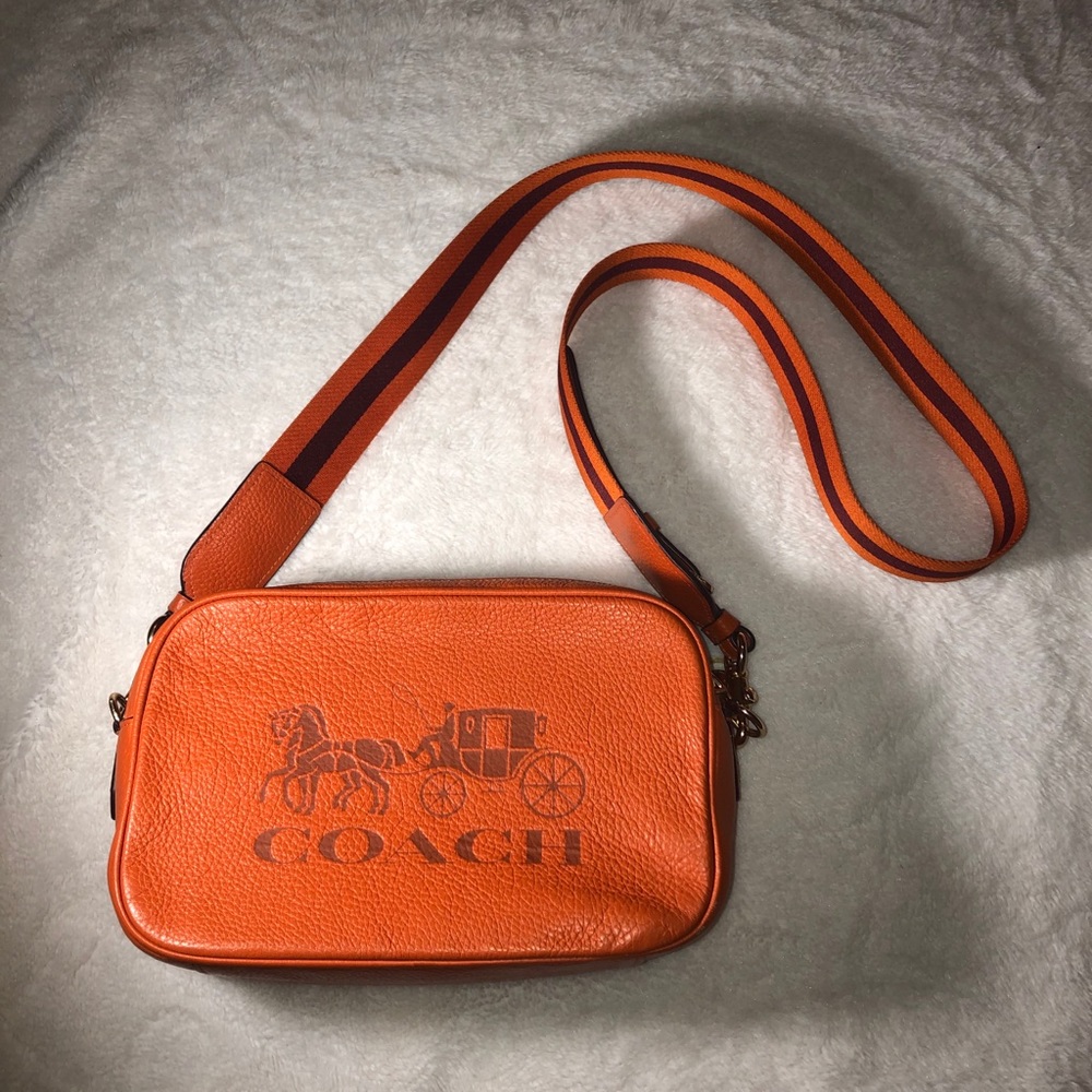 COACH ORANGE CROSSBODY BAG
